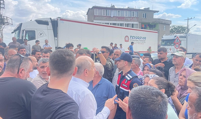 Ölümlü Kazanın Ardından Öfkeli Mahalleli Yolu Trafiğe Kapadı