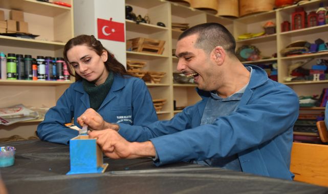 Yıldırım Belediyesi Engelsiz Yaşam Okulu’nda yeni eğitim dönemi kayıtları başladı