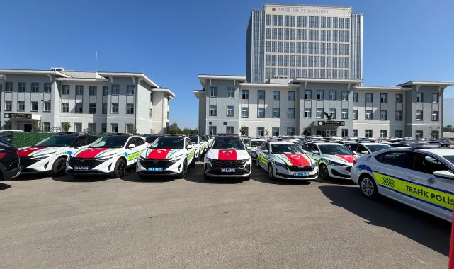 Bursa Emniyet Müdürlüğü'nde 235 araç hizmete alındı