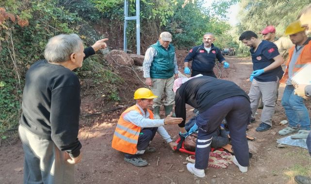 Bursa'da elektrik direğinden düşen işçi ağır yaralandı