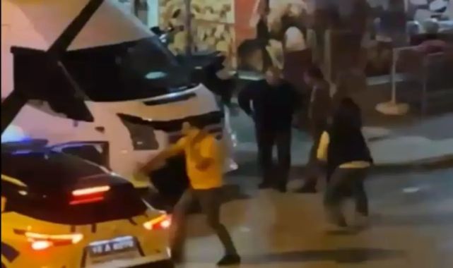 Bursa&#039;da silahlı kavga kamerada; 1 yaralı