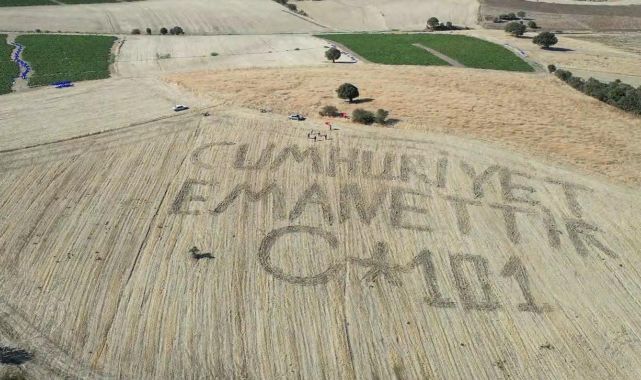 Çanakkale'de 29 Ekim Cumhuriyet Bayramı coşkusu