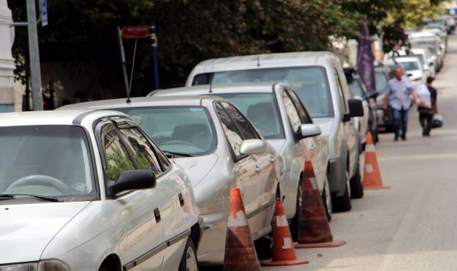 Edirne'de araç sayısı bir önceki aya göre bin 206 arttı