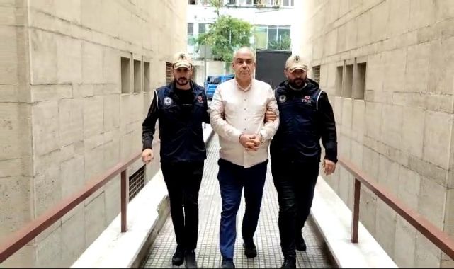 FETÖ üyeliğinden 7,5 yıl hapisle aranan eski Bursa Cumhuriyet Başsavcısı yakalandı