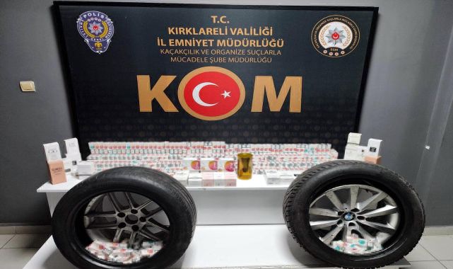 KIRKLARELİ Otomobil stepnelerinde kaçak sigara ve parfüm ele geçirildi (VİDEO EKLENDİ)