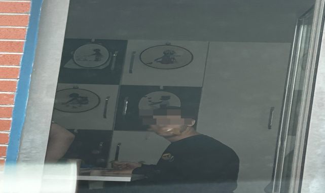 Okulda down sendromlu oğlunun ağzı bantlı fotoğrafı yayınlanan anne: Çekip paylaşandan şikayetçiyim