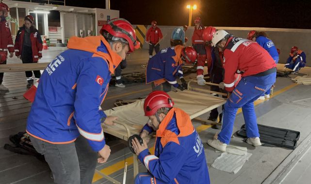 UMKE'den deprem tatbikatı; deniz yolu ile tahliye planı oluşturuldu