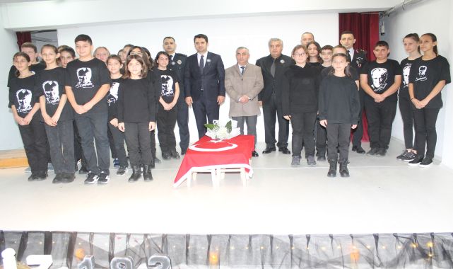 Atatürk, Manyas'ta törenle anıldı