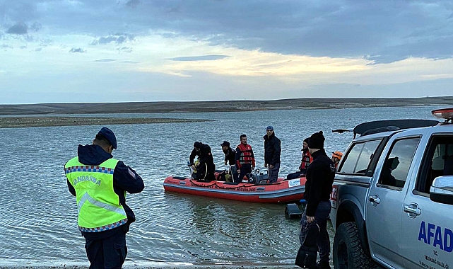 Avladığı ördeği almak için girdiği baraj gölünde kayboldu