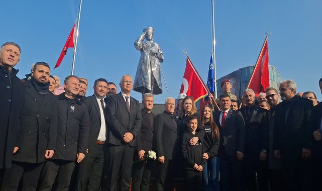 Bursa Büyükşehir Belediye Başkanı Bozbey: Kent Meydanı’nda Ata’mızın izi olacak