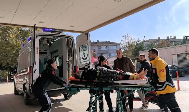 Cam silerken 2&#039;nci kattan düşüp ağır yaralandı