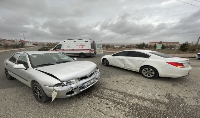 Edirne’de 2 otomobil çarpıştı: 1 yaralı