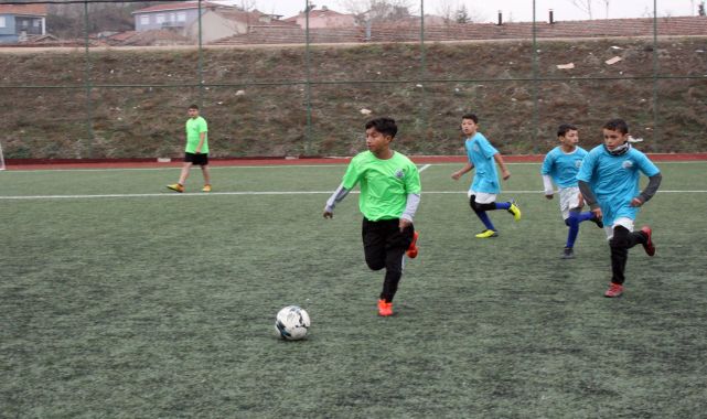 Edirne'de çocukların spora olan ilgisini artırmak için kurulan 'Mahalle Ligi' başladı
