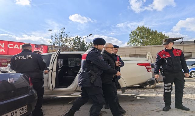 Firari FETÖ hükümlüsü evinde yakalandı