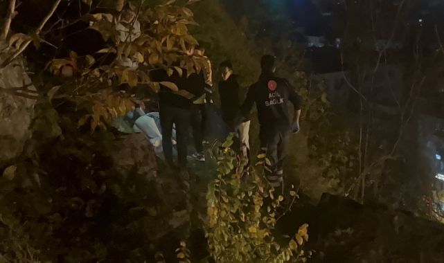 Surda manzara izlerken düşüp, ağır yaralandı