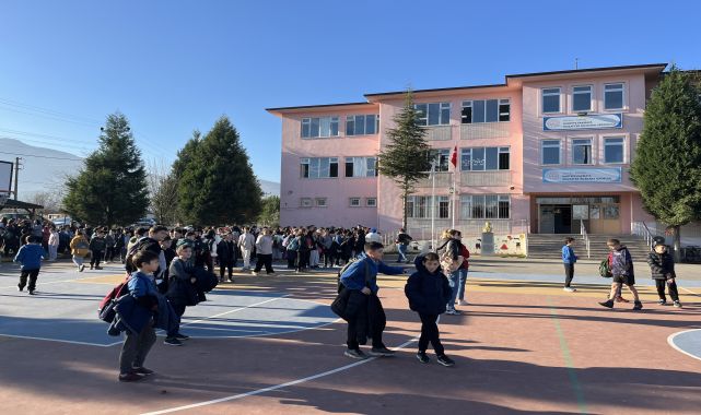 Anaokulunun kazan dairesinde yangın; öğrenciler bahçeye çıkarıldı