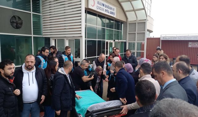Balıkesir'de öğrenci servisi ile TIR çarpıştı; 3'ü ağır, 28 yaralı