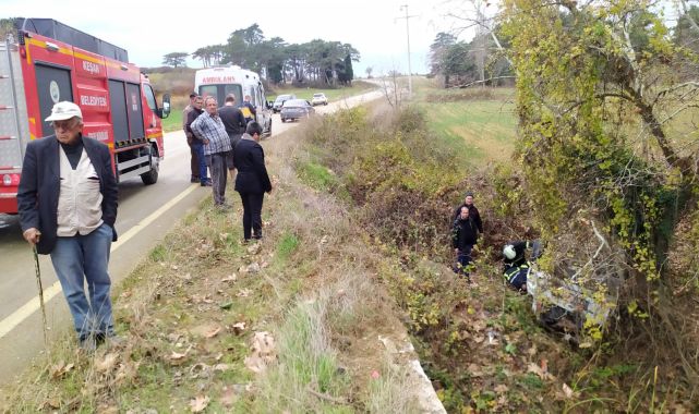 Edirne’de otomobil köprüden düştü; 2 yaralı