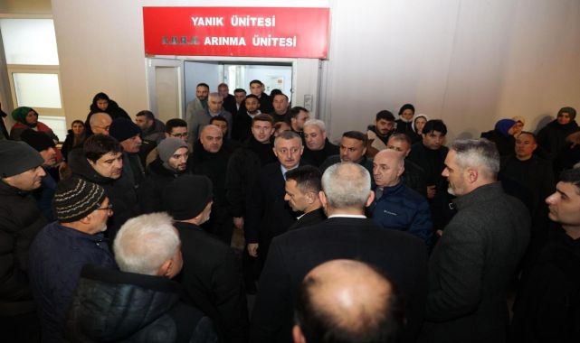Kocaeli'de 4 katlı binada doğal gaz kaynaklı patlama; 14 yaralı