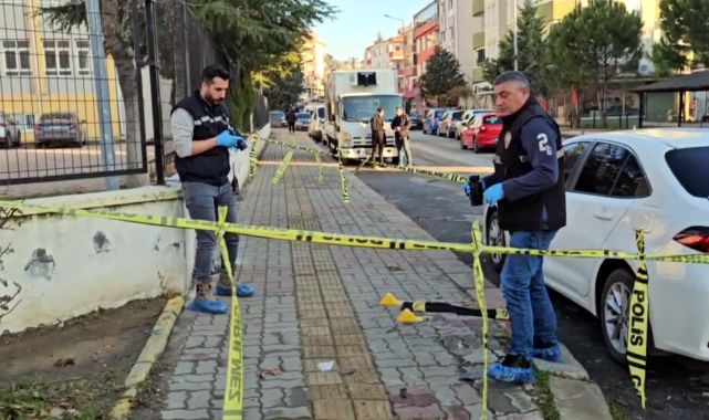 Liselinin okul önünde bıçakla yaralandığı kavgaya ilişkin 2 gözaltı