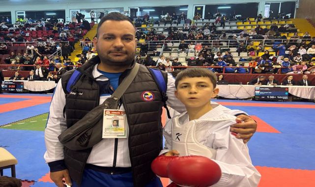 Süleymanpaşa Belediyesi'nin antrenörü ve karatecisine milli davet