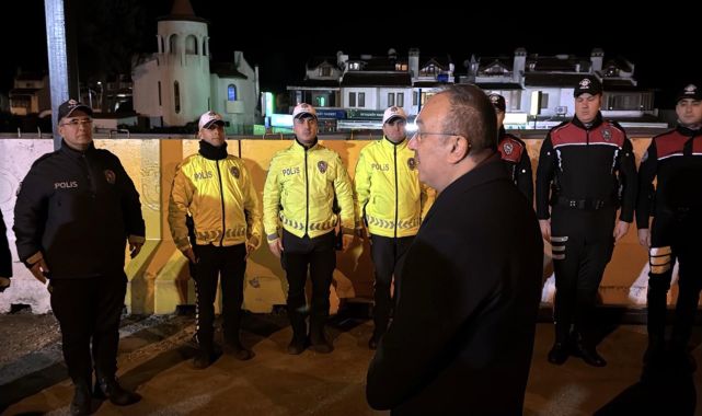 Tekirdağ Valisi Soytürk, görev başındaki personelin yeni yılını kutladı