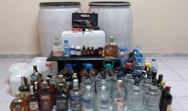 Tekirdağ'da 246 litre sahte içki ele geçirildi