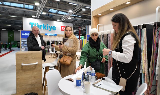 BTSO üyesi tekstil sektör temsilcileri ihracat için Fransa&#039;da