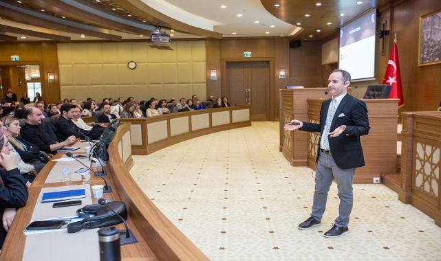 Bursa Büyükşehir Belediyesi personeline "Veri Analizi ve Raporlama Eğitimi" verildi