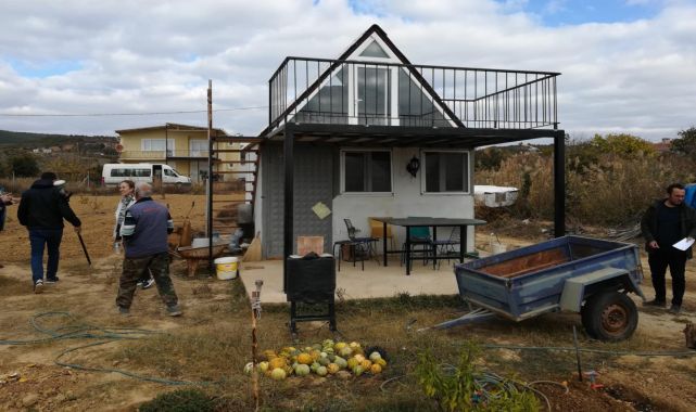 Edirne’de 15 kaçak yapı yıkıldı