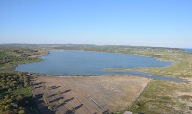 Edirne'de yazın aşırı sıcak nedeniyle oluşan 'tuz gölü', kış yağışlarıyla yeniden suyla doldu
