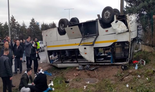 İşçi servisi takla attı; 25 yaralı