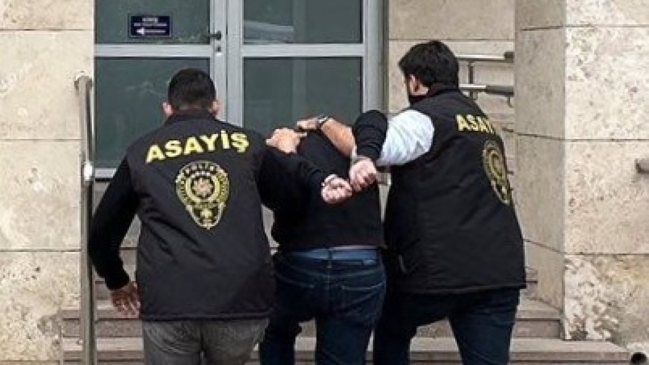 İstanbul'daki eylem sırasında polisi tehdit eden şüpheli gözaltına alındı