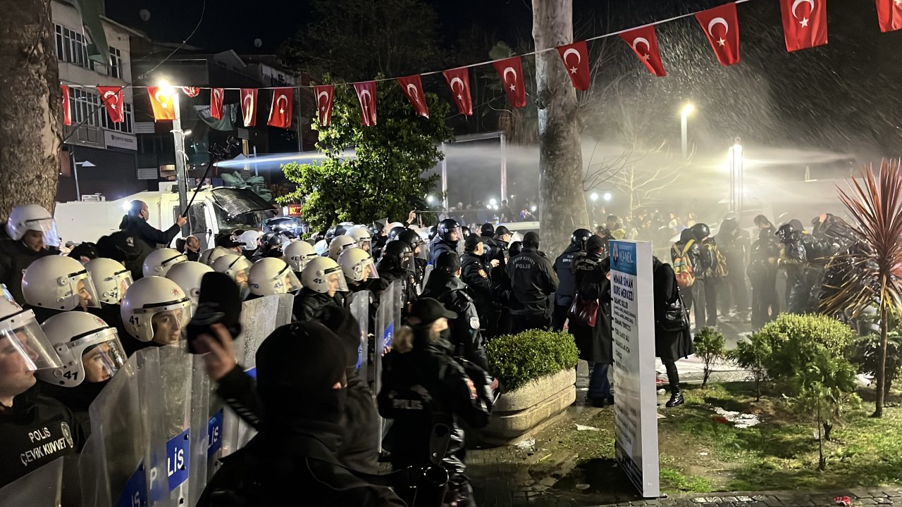 Kocaeli'de izinsiz eylemde gözaltına alınan 14 kişi serbest