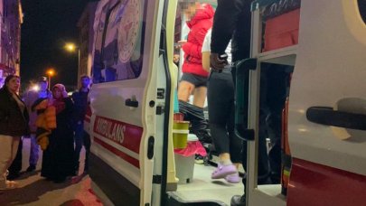 Tartıştığı erkek arkadaşını bıçakla yaraladı