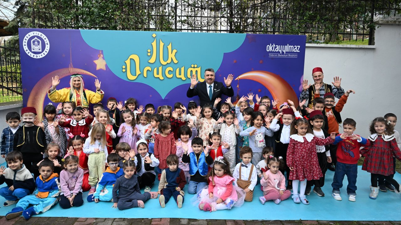 Yıldırım Belediyesi, çocuklar için 'tekne orucu' iftarı düzenledi