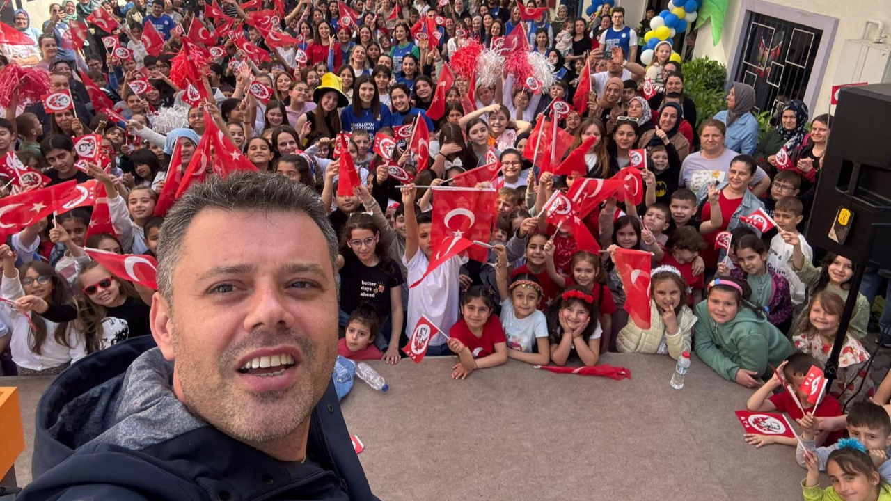 Başkan Sarıkurt, Çocukların 23 Nisan Sevincine Ortak Oldu