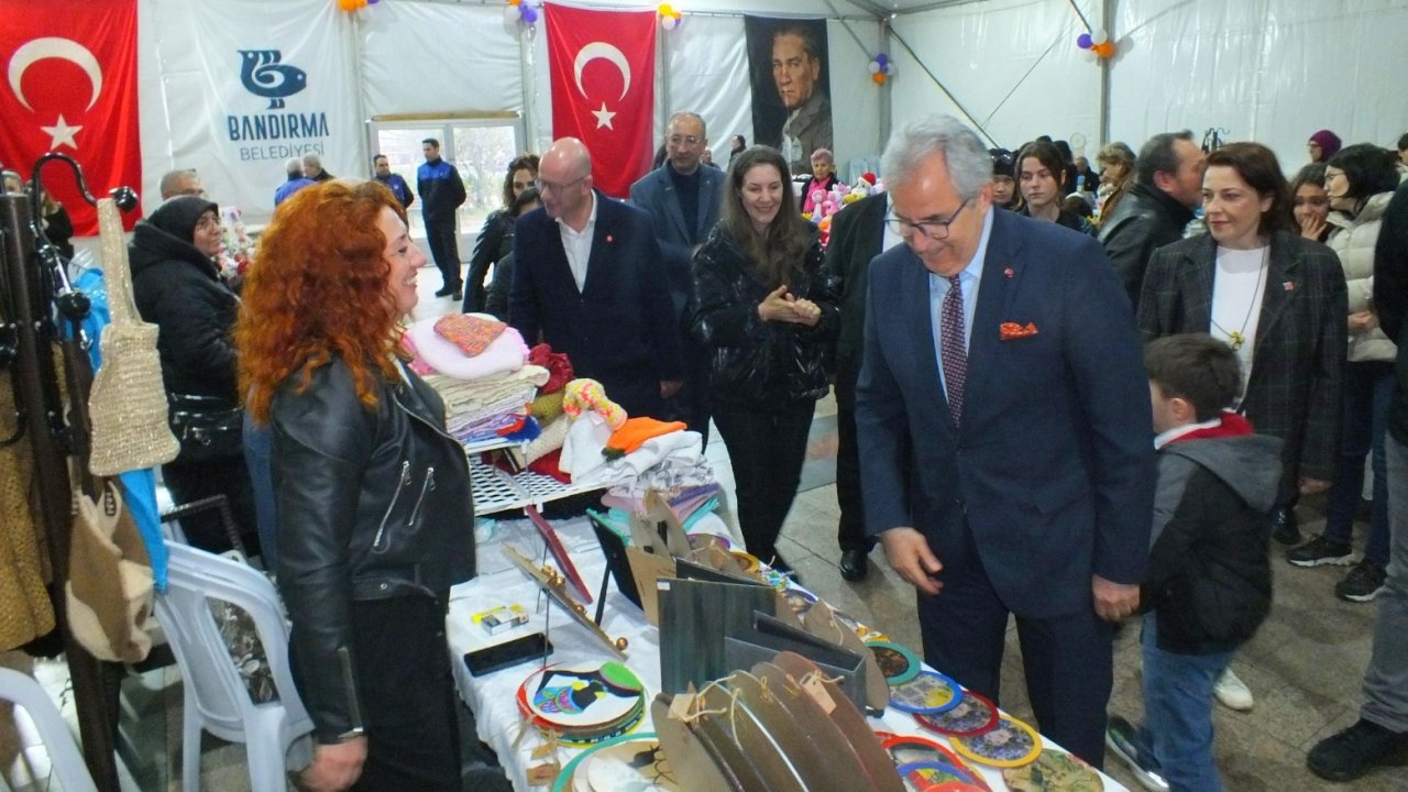 Bandırma'da 160 kadının katıldığı ‘3’üncü Kadın El Emeği Festivali’ başladı
