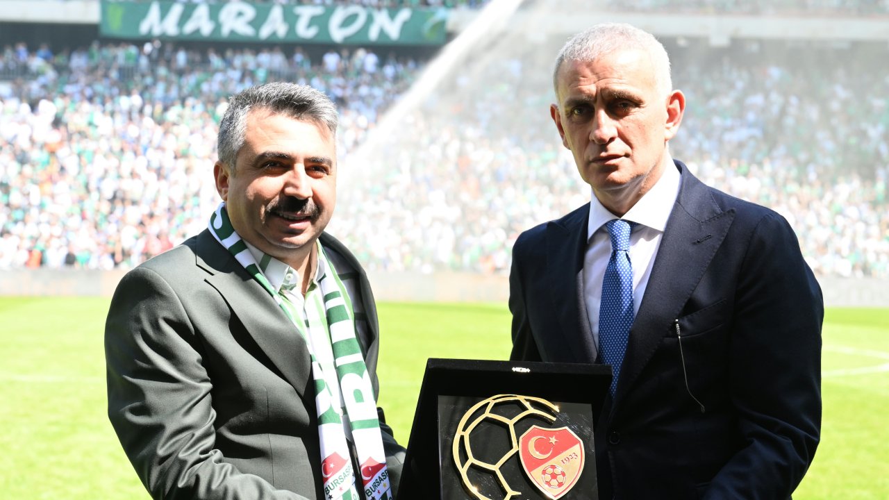 Bursaspor kupayı, Yıldırım Belediyesi ‘Fair Play’i aldı