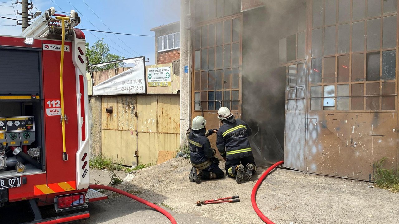 Demir doğrama atölyesindeki yangın büyümeden söndürüldü