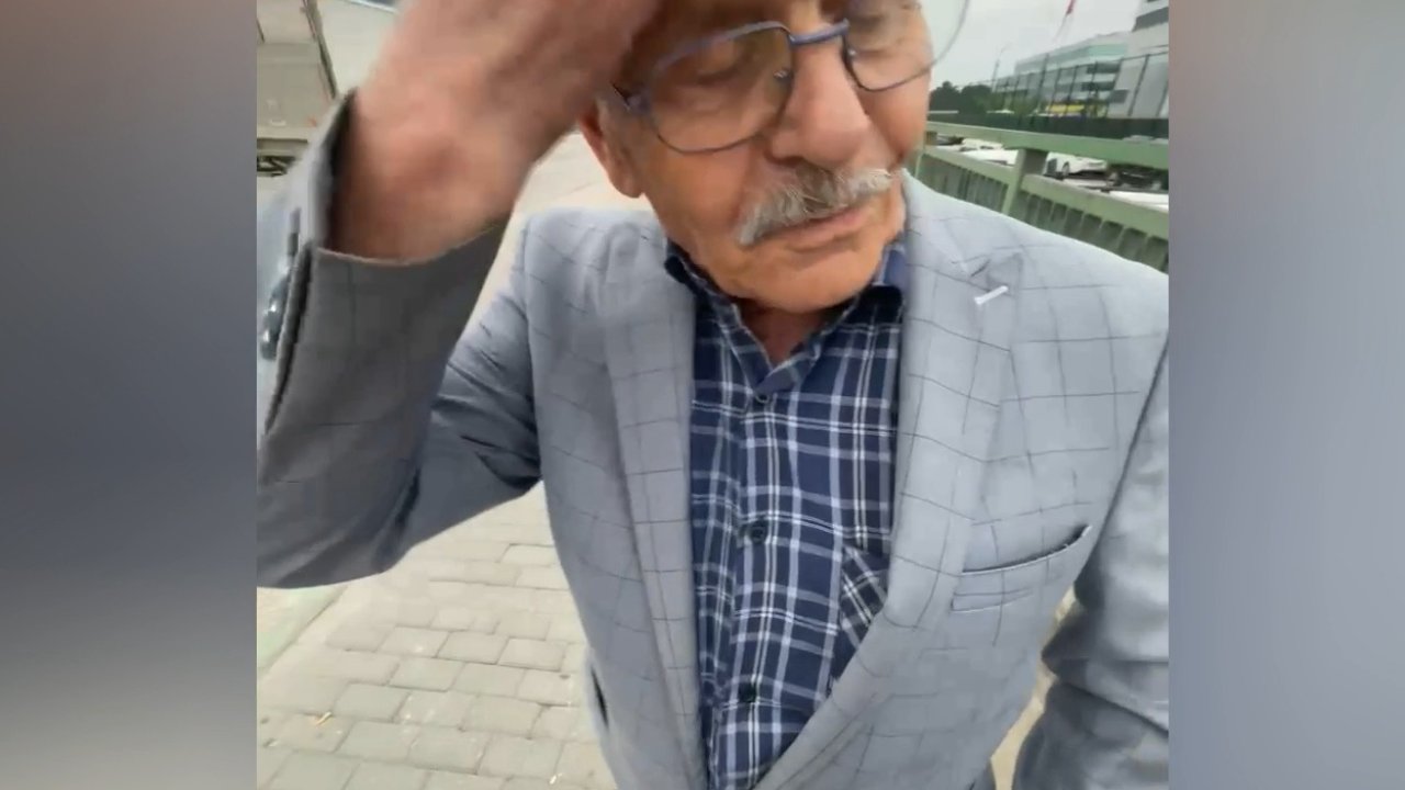 Eşini otobüste unuttu; yaşadığı paniği torunu cep telefonuyla görüntüledi