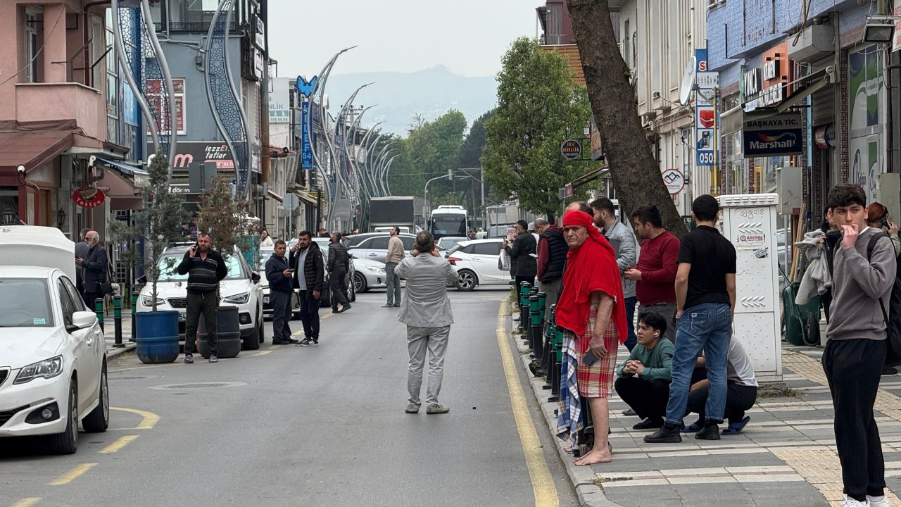 İstanbul açıklarındaki deprem Sakarya'da da hissedildi