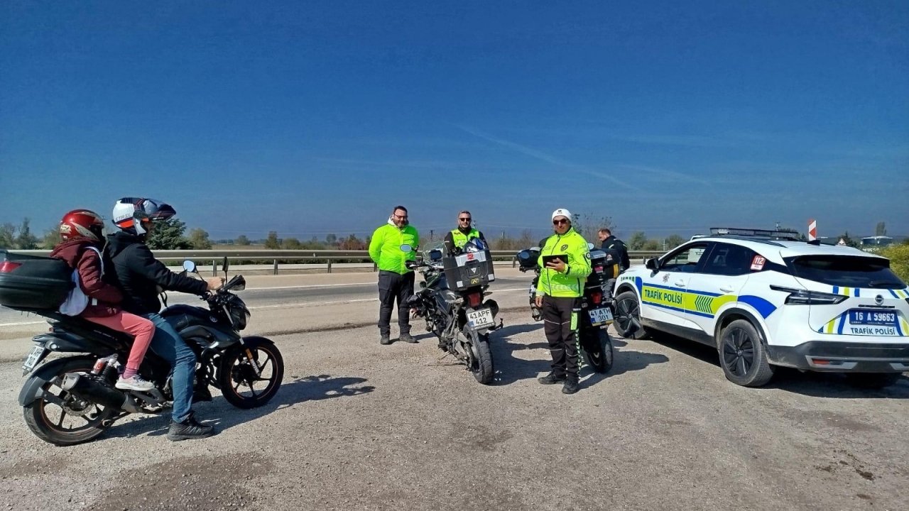 Karacabey’de motosiklet denetimlerinde 52 bin TL ceza kesildi