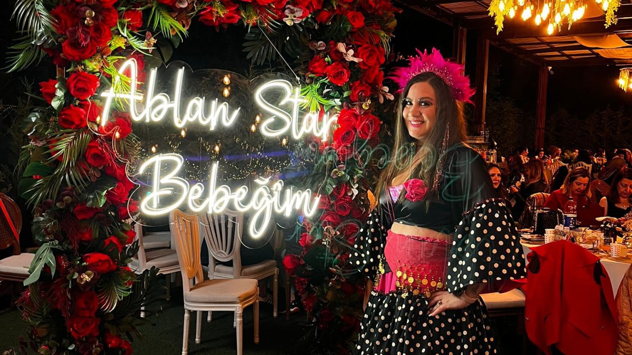 1000 kadın Hıdırellez&#039;i renkli kostümlerle kutladı