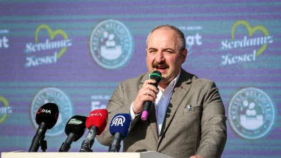 AK Partili Varank: CHP'li belediyeler hangi noktada bir işe imza atabildi