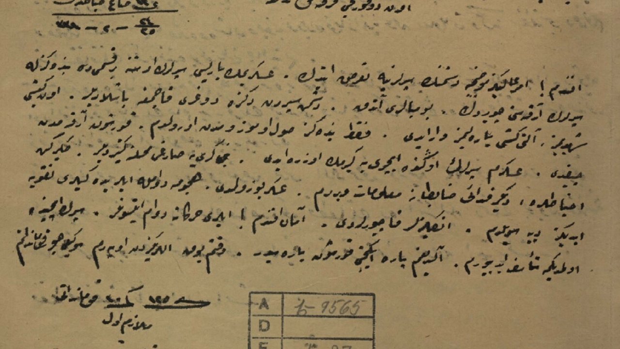 Atatürk'e Çanakkale'de sunulan rapor: Siperler içerisinde ölmediğime teessüf ediyorum kumandanım