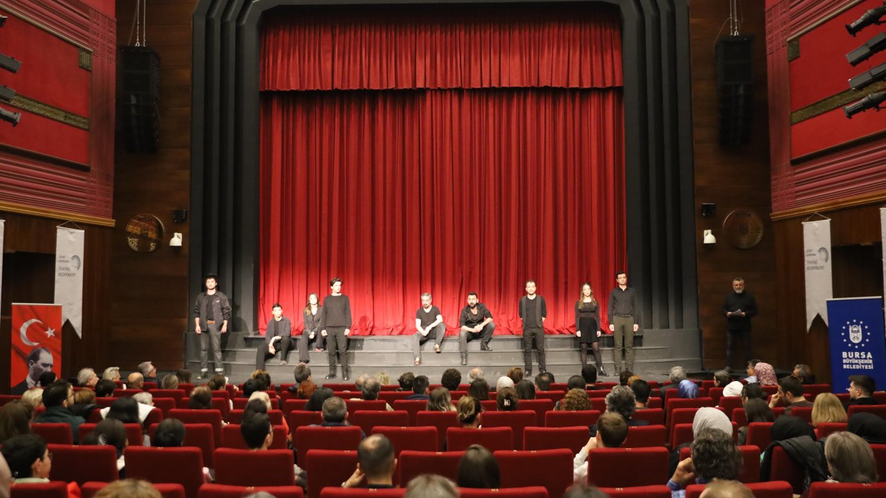 Bursa'da 4'üncü Ulusal İşçi Tiyatroları Festivali başladı.