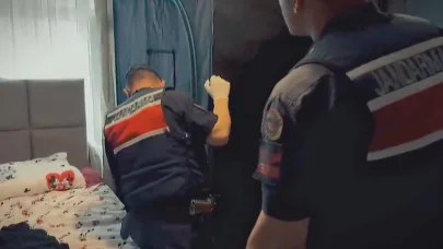 İklimlendirme sistemiyle uyuşturucu yetiştirilen eve operasyon: 2 gözaltı
