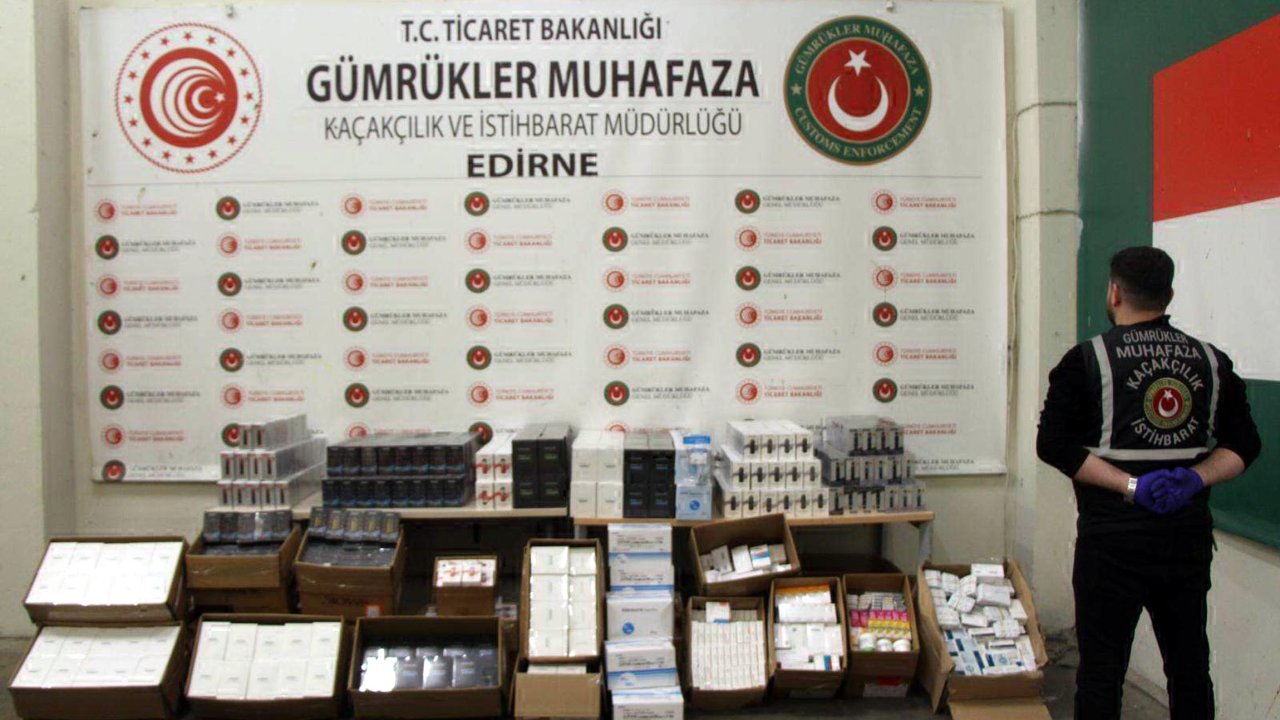 Kapıkule'deki TIR'da elektronik sigara ile ilaç ele geçirildi