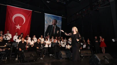 Nilüfer'de engelli bireyler, Yeşilçam şarkılarıyla konser verdi